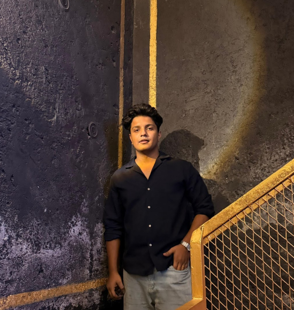 Portrait of Ayaan – back view